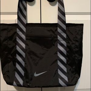 nike tote bag